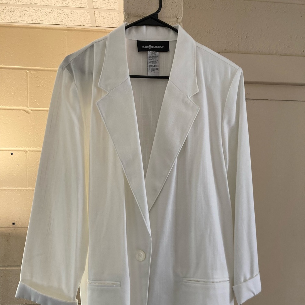 Sag Harbor white blazer